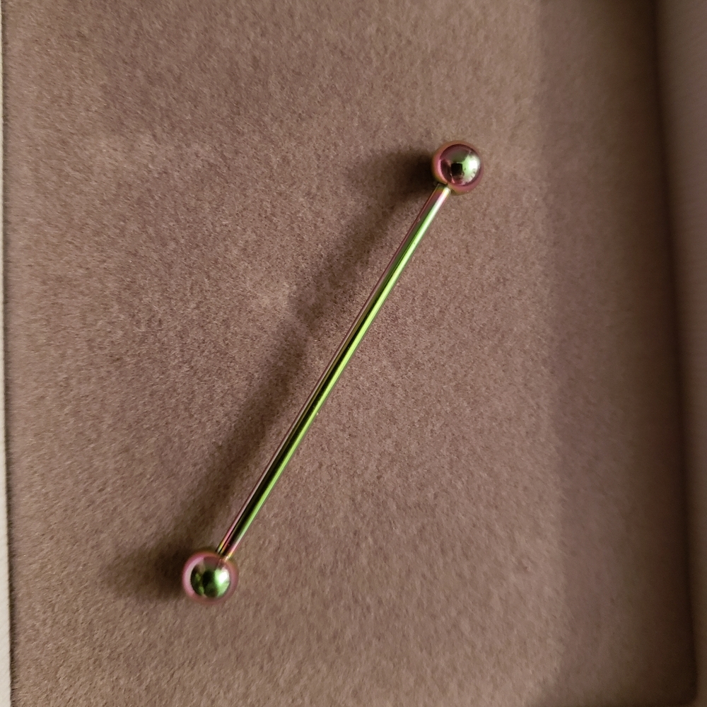 Industrial Bar Purple/Green Ombre 14G